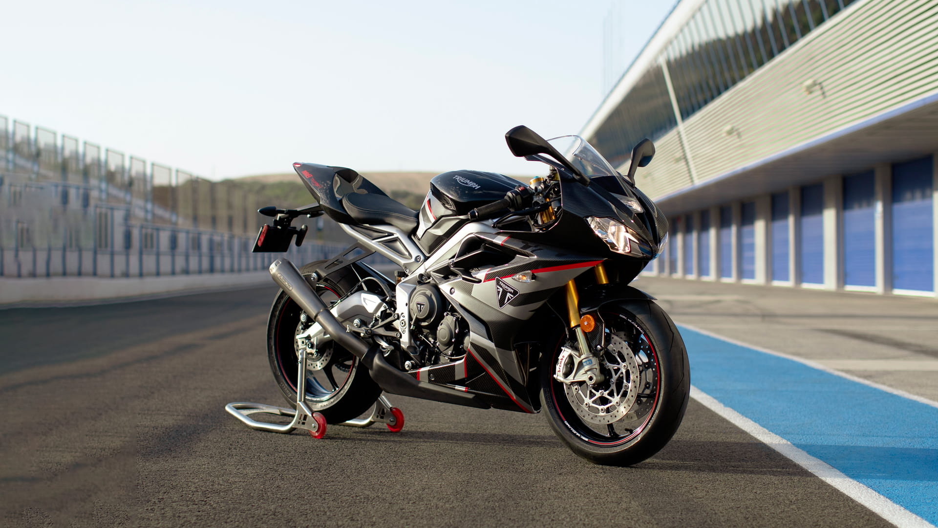 Triumph daytona 765 sale